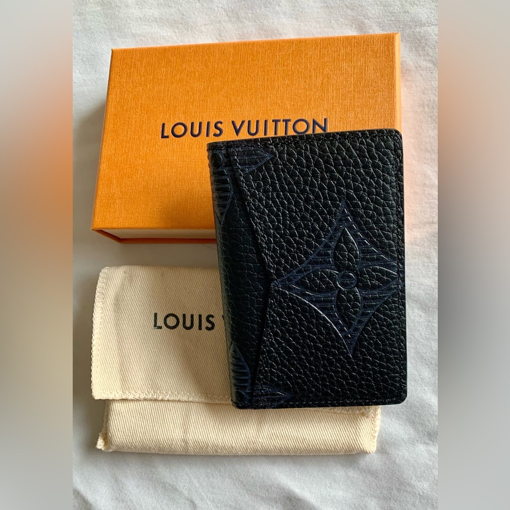 Louis Vuitton Taurillon never used